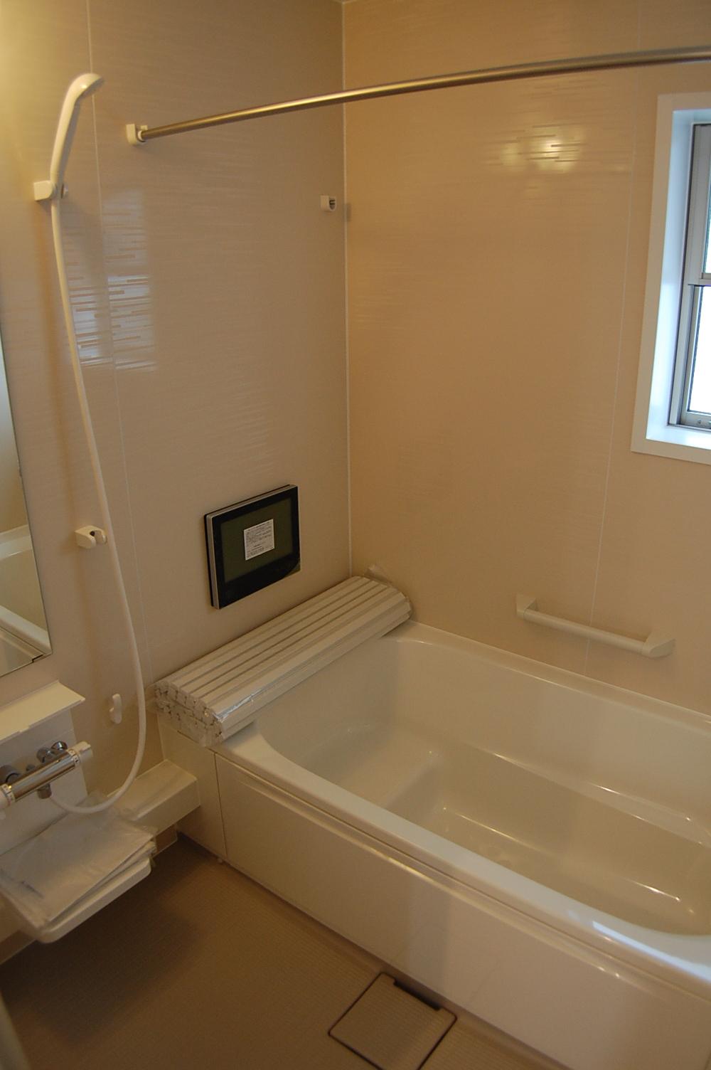 Bathroom. Indoor (March 2013) Shooting