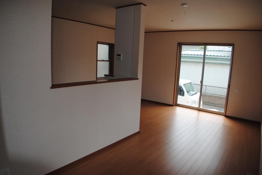 Living. Local (August 2013) Shooting