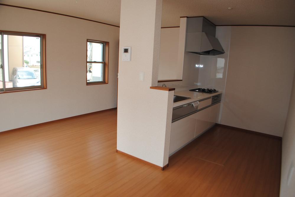 Living. Local (August 2013) Shooting