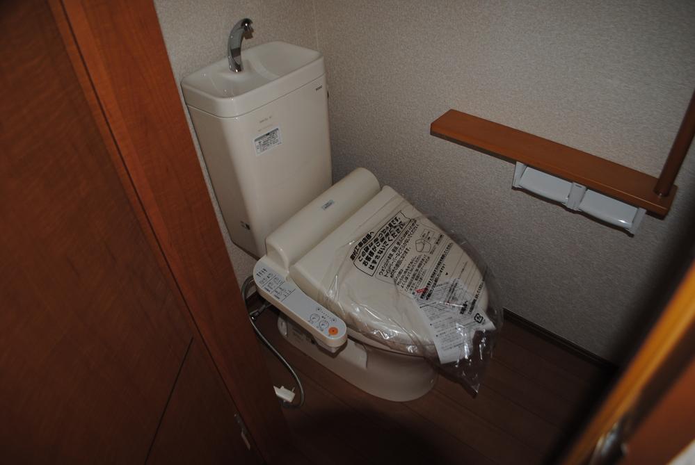 Toilet. Room (August 2013) Shooting