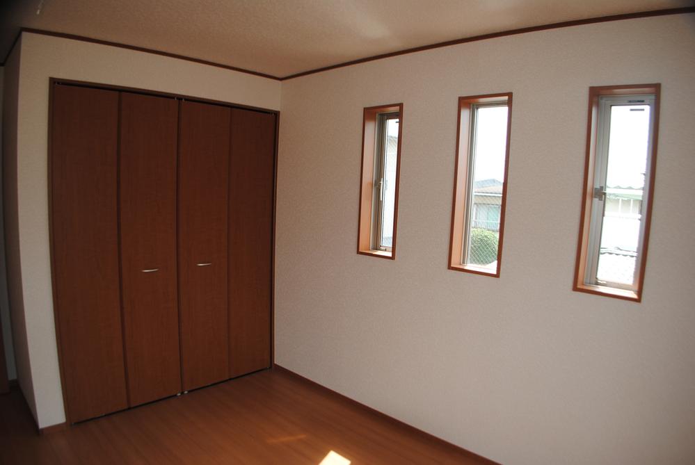 Non-living room. Room (August 2013) Shooting