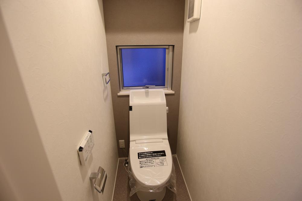 Same specifications photos (Other introspection). Same specifications