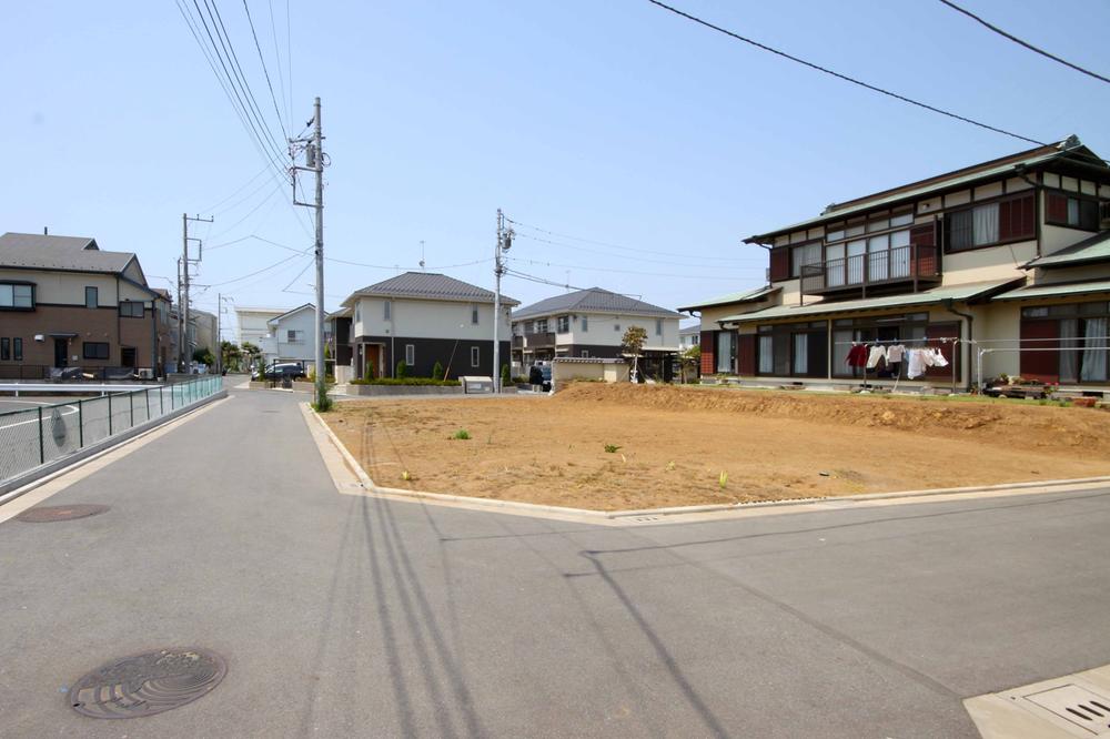 Local photos, including front road