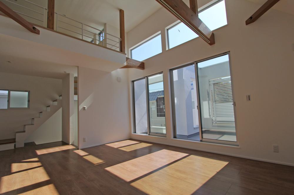 Same specifications photos (living). ( Building) same specification