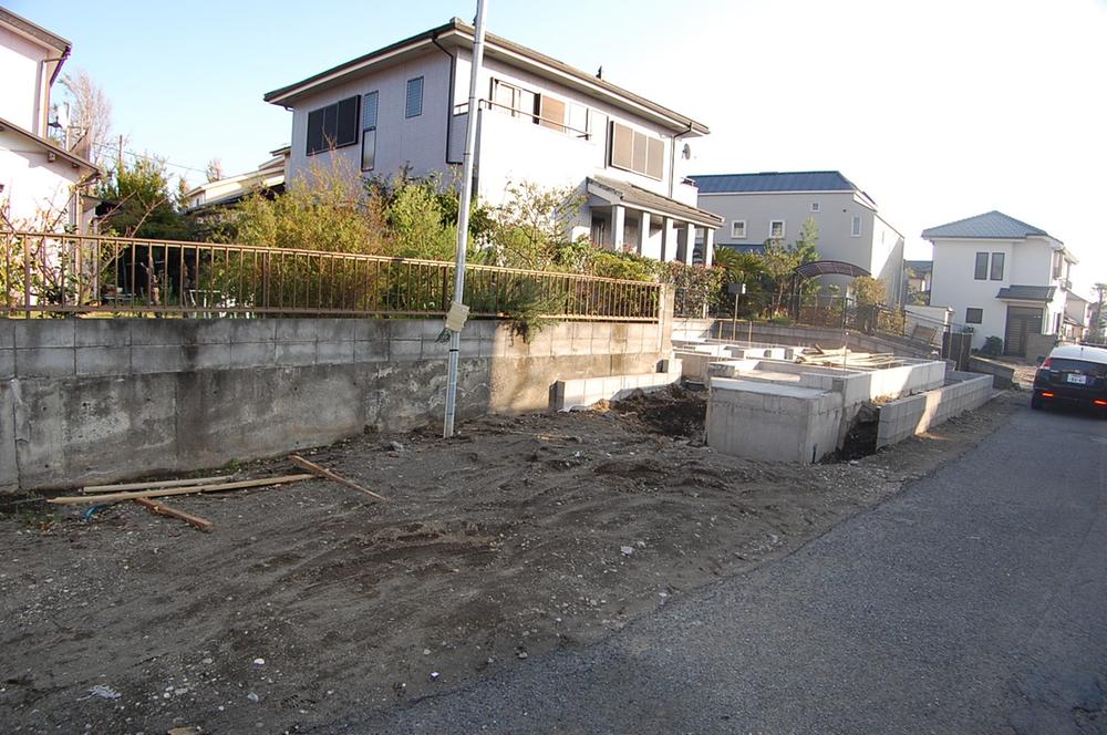 Local appearance photo. Local (11 May 2013) Shooting