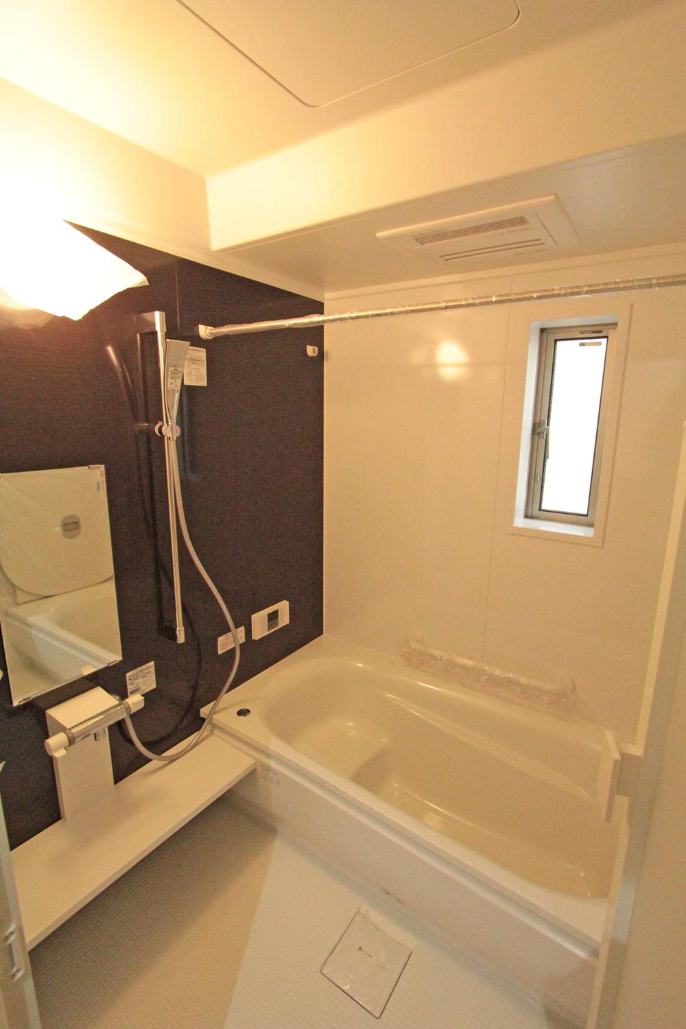 Bathroom. 1 Building