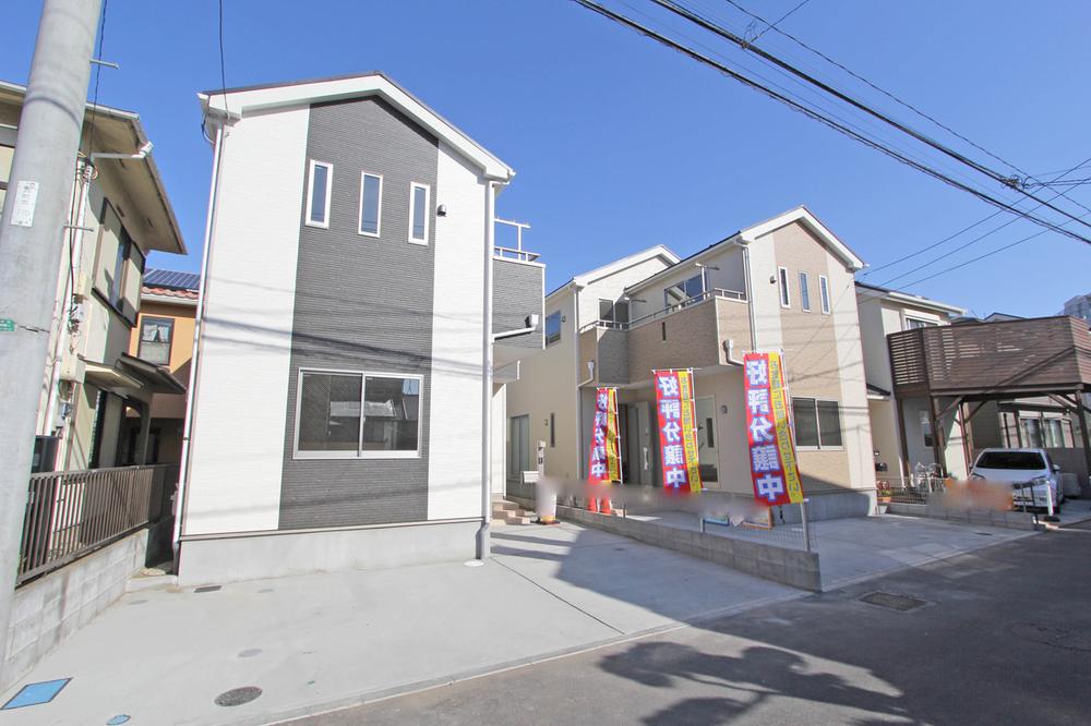 Local photos, including front road. update 2013 November 24, shooting Building completed already at any time visit Allowed !!