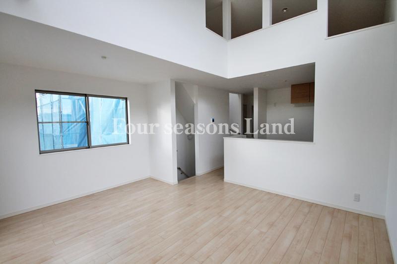 Living. Indoor (11 May 2013) Shooting