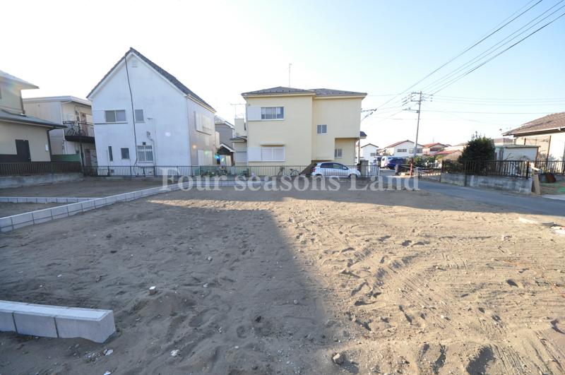 Local appearance photo. Local (12 May 2013) shooting A Building