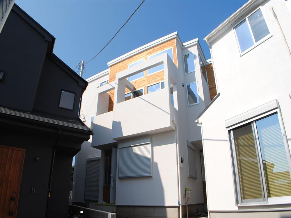 Local appearance photo. Local (11 May 2013) Shooting  ※ H Building