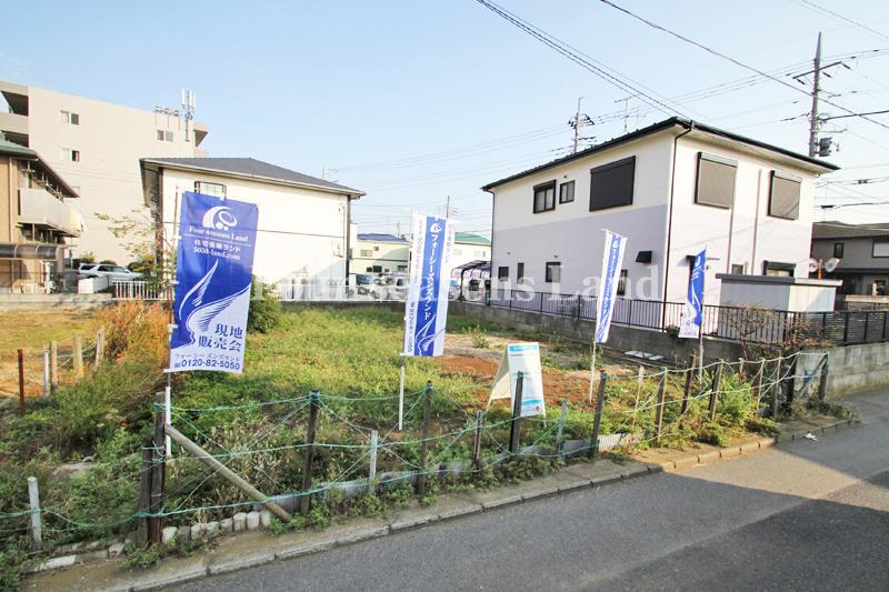 Local appearance photo. Local (12 May 2013) Shooting