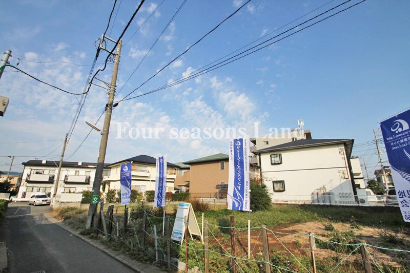 Local appearance photo. Local (12 May 2013) Shooting