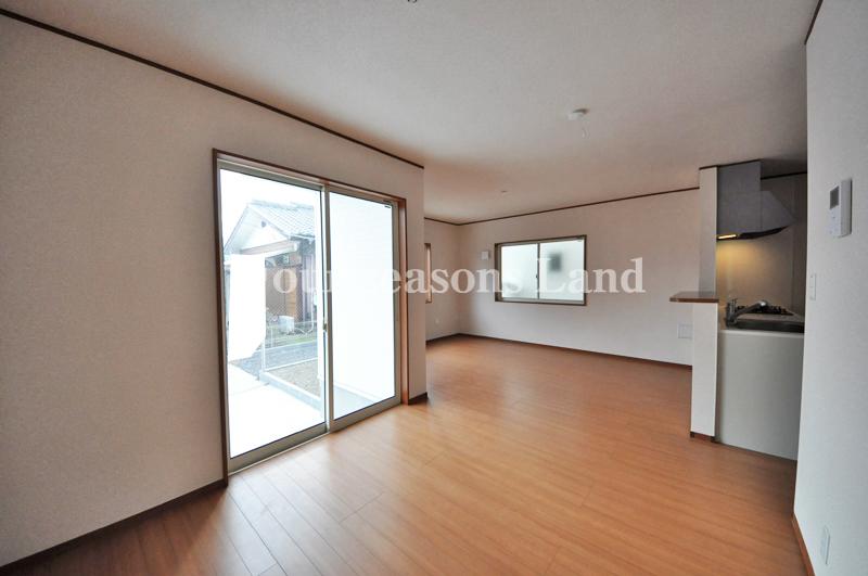 Living. Indoor (12 May 2013) Shooting