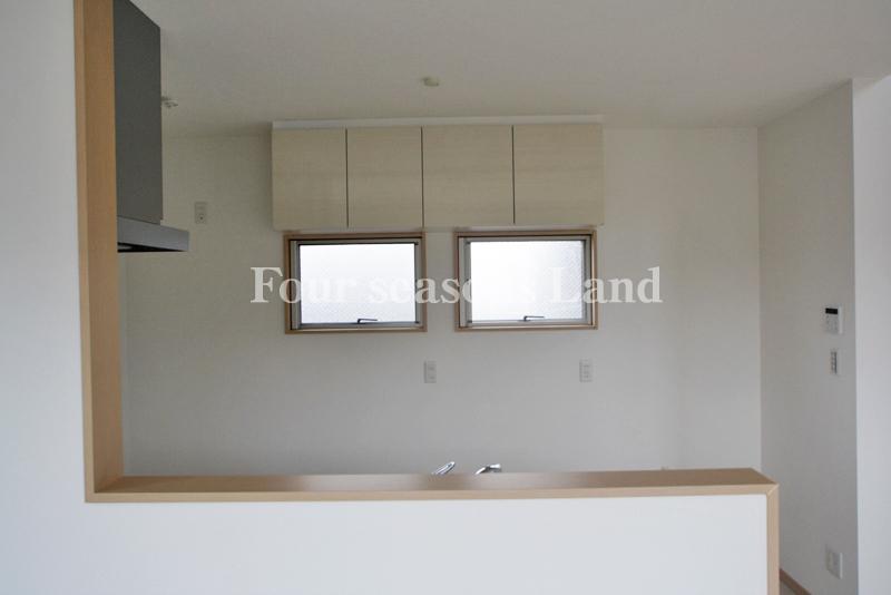 Kitchen. The company construction cases