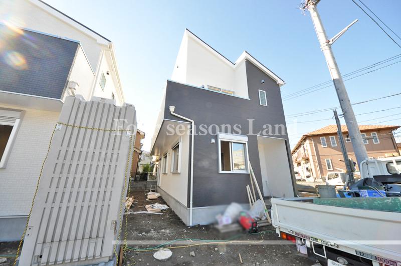 Local appearance photo. Local (11 May 2013) Shooting Building 2