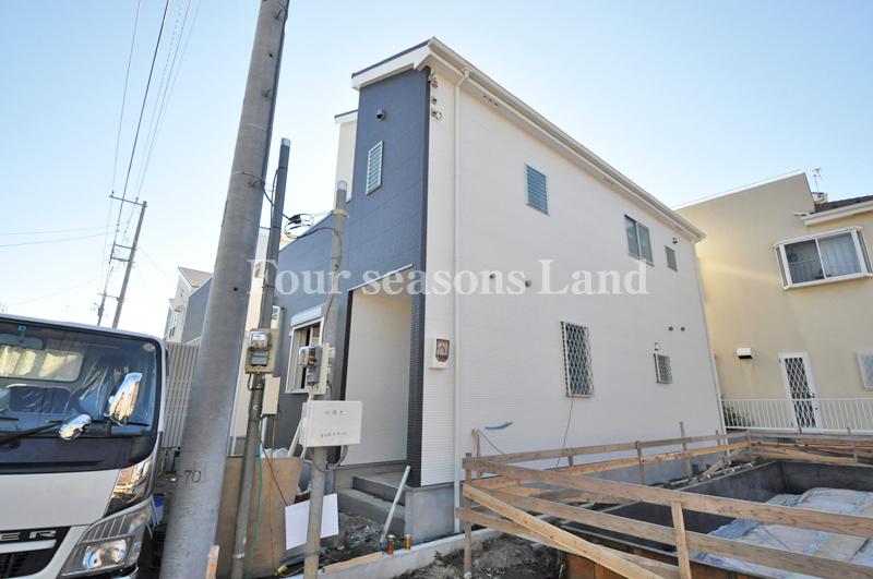 Local appearance photo. Local (11 May 2013) Shooting Building 2