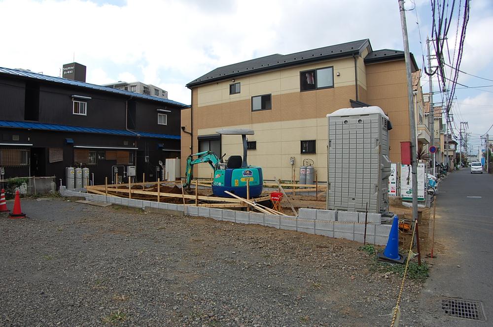 Local appearance photo. Local (10 May 2013) Shooting