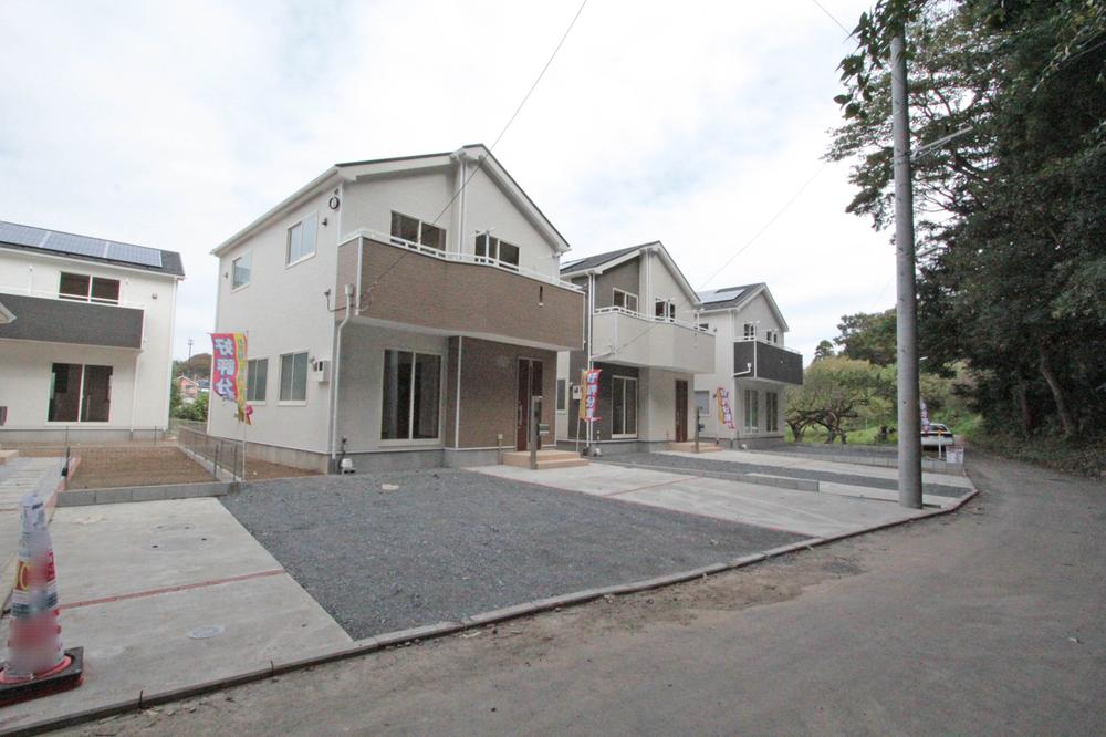 Local photos, including front road. Local (09 May 2013) Shooting From the front 3 Building ・ 4 Building