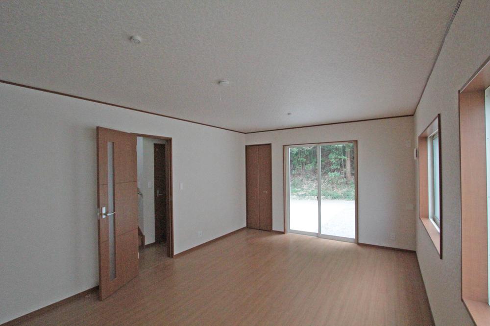 Living. 4 Building: LDK17 Pledge