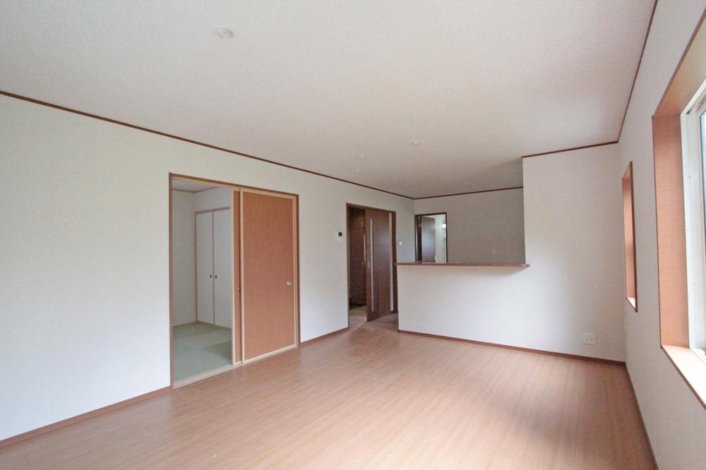 Living. 5 Building: LDK16 Pledge