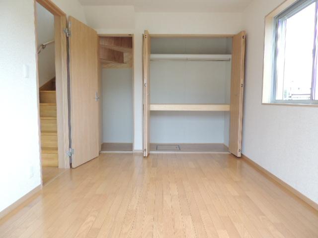 Non-living room. Indoor (11 May 2013) Shooting