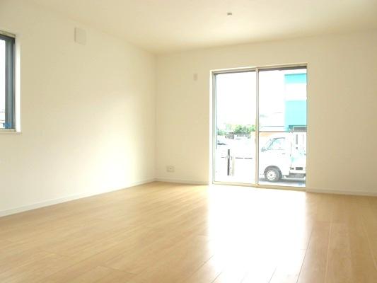 Living. Indoor (10 May 2013) Shooting