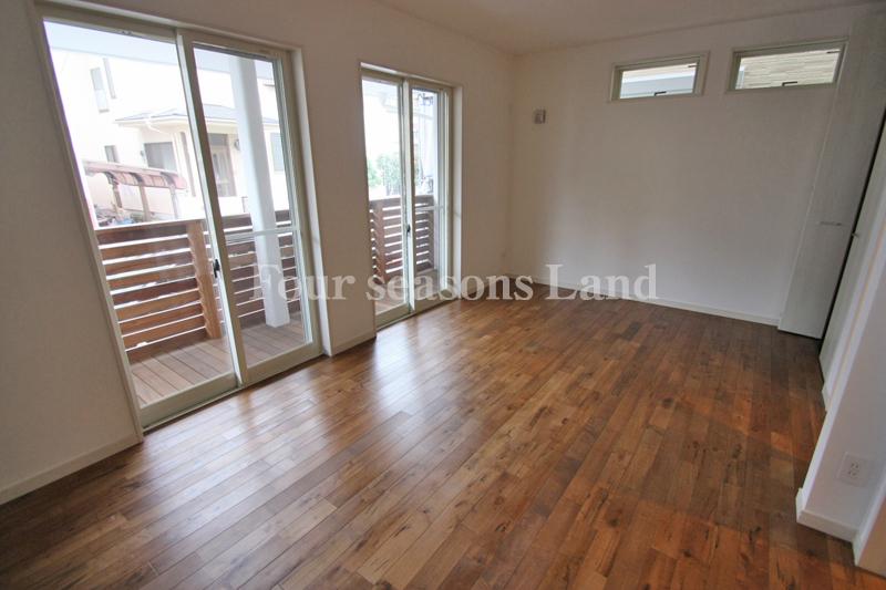 Non-living room. Indoor (11 May 2013) Shooting