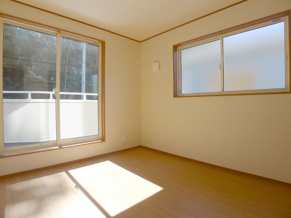 Non-living room. Indoor (10 May 2013) Shooting