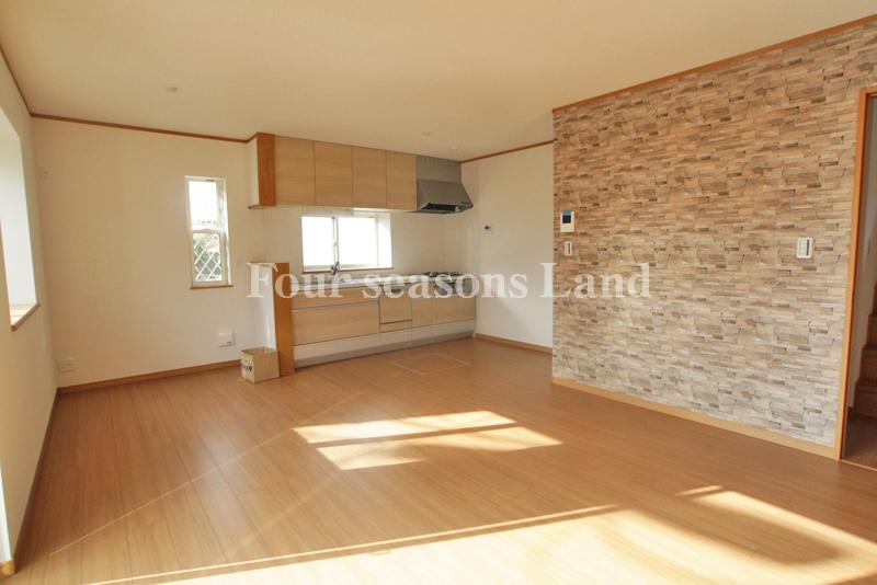 Living. Indoor (11 May 2013) Shooting