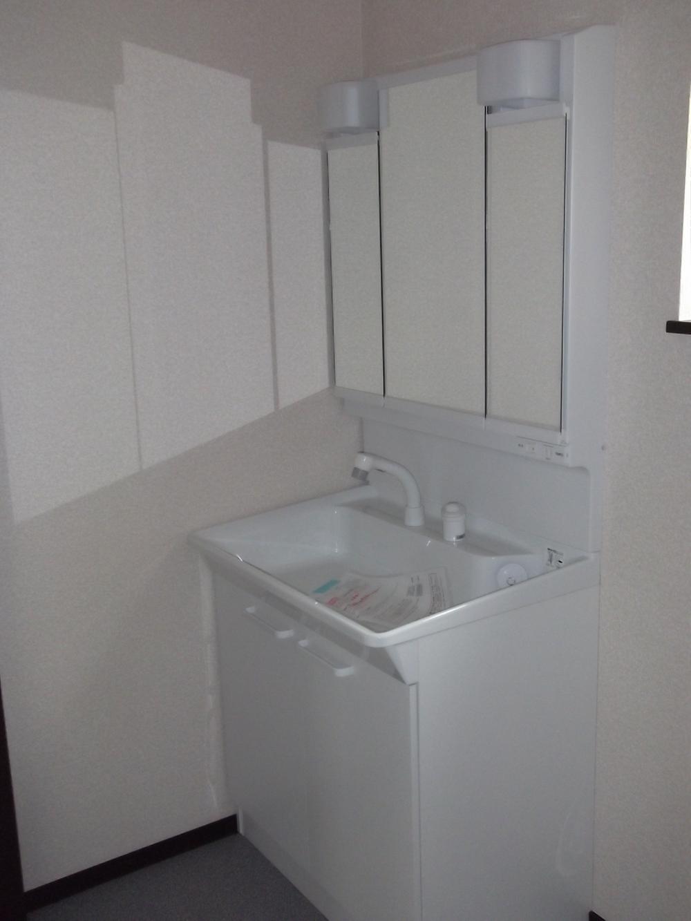 Other introspection. Same specifications