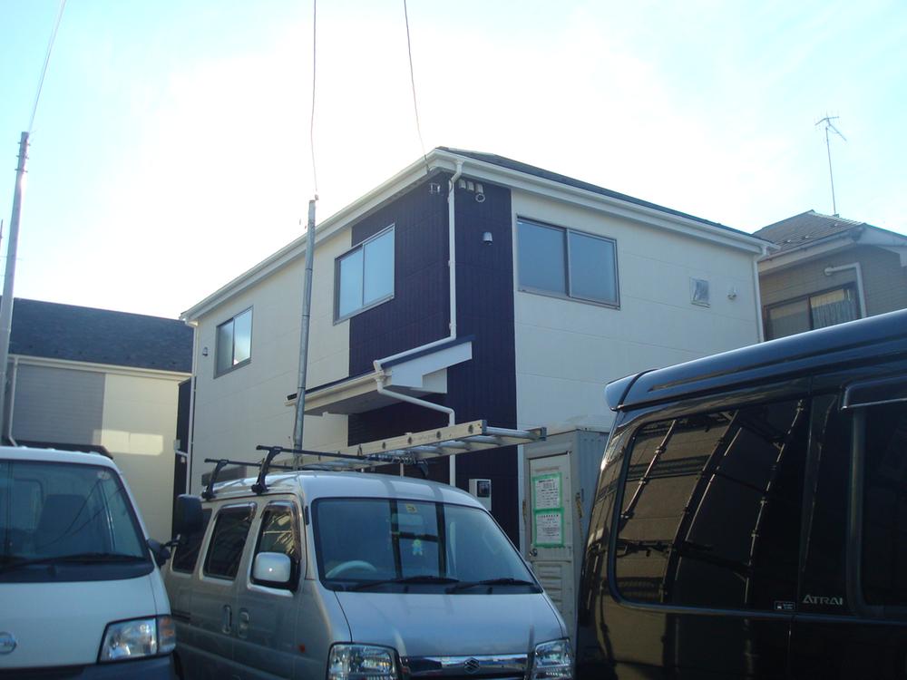 Local appearance photo. Local (12 May 2013) Shooting