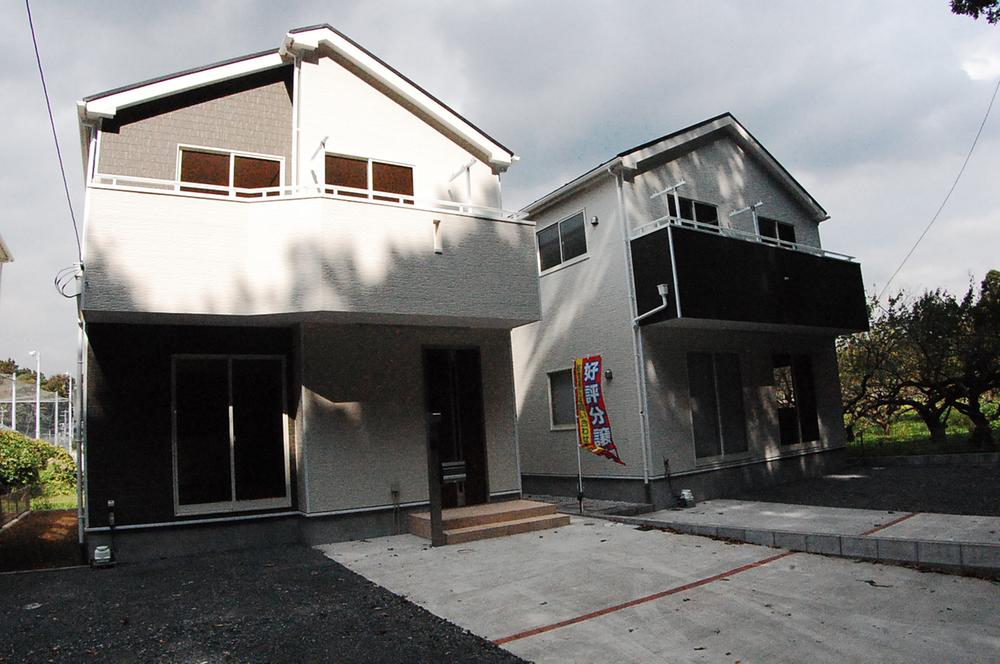 Local appearance photo. Local (10 May 2013) Shooting