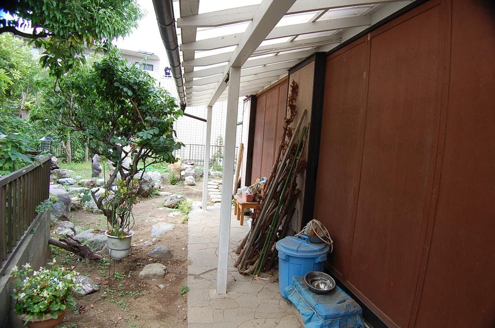 Other local. Local (July 2013) Shooting