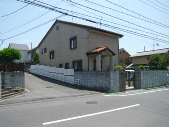 Local land photo. Northwest corner lot. It is the location that is a feeling of opening facing one intermediate street.