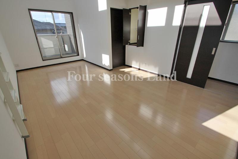 Living. Indoor (12 May 2013) Shooting