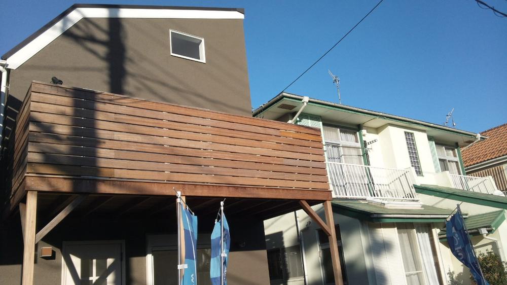 Local appearance photo. Local (January 2012) shooting