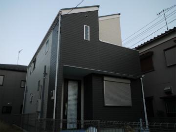 Local appearance photo. Local (12 May 2013) Shooting