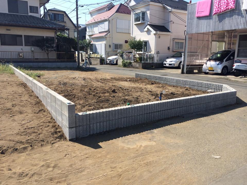 Local appearance photo. Local (10 May 2013) Shooting