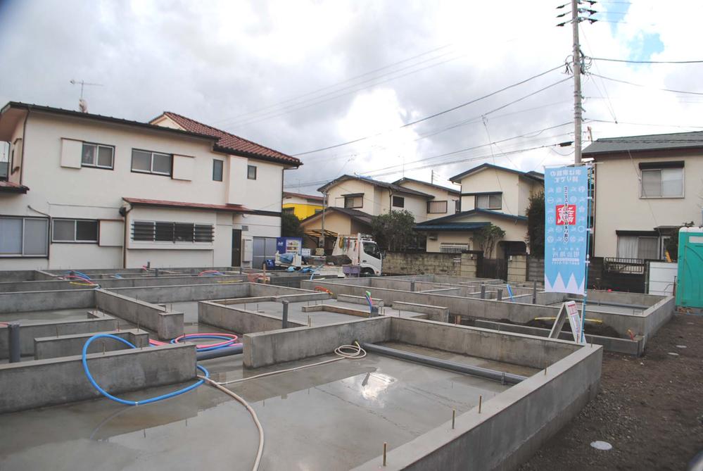 Local appearance photo. Local (12 May 2013) Shooting