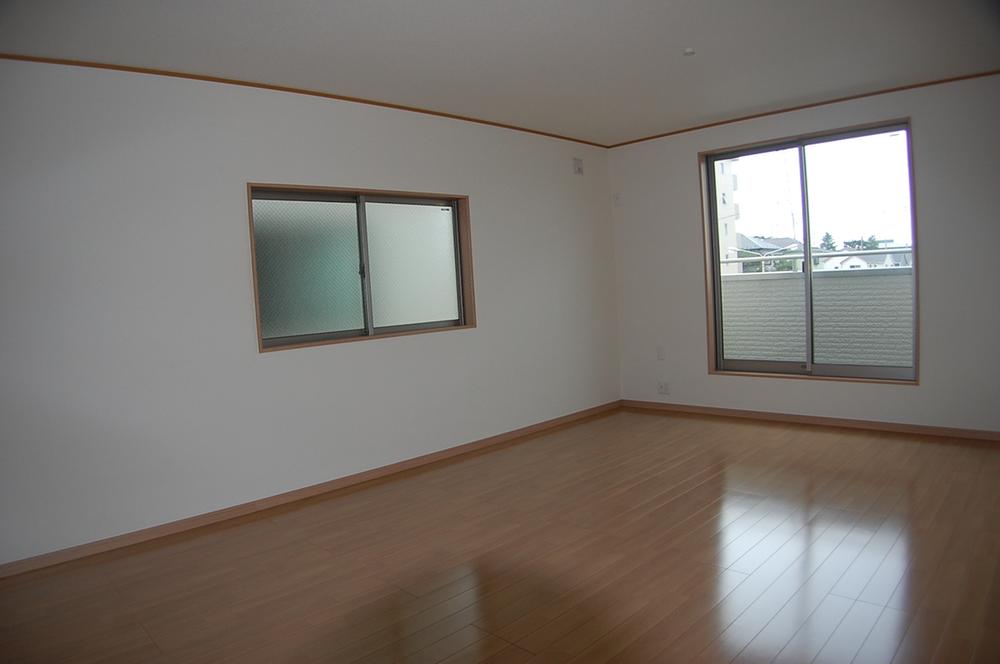 Non-living room. Indoor (10 May 2013) Shooting