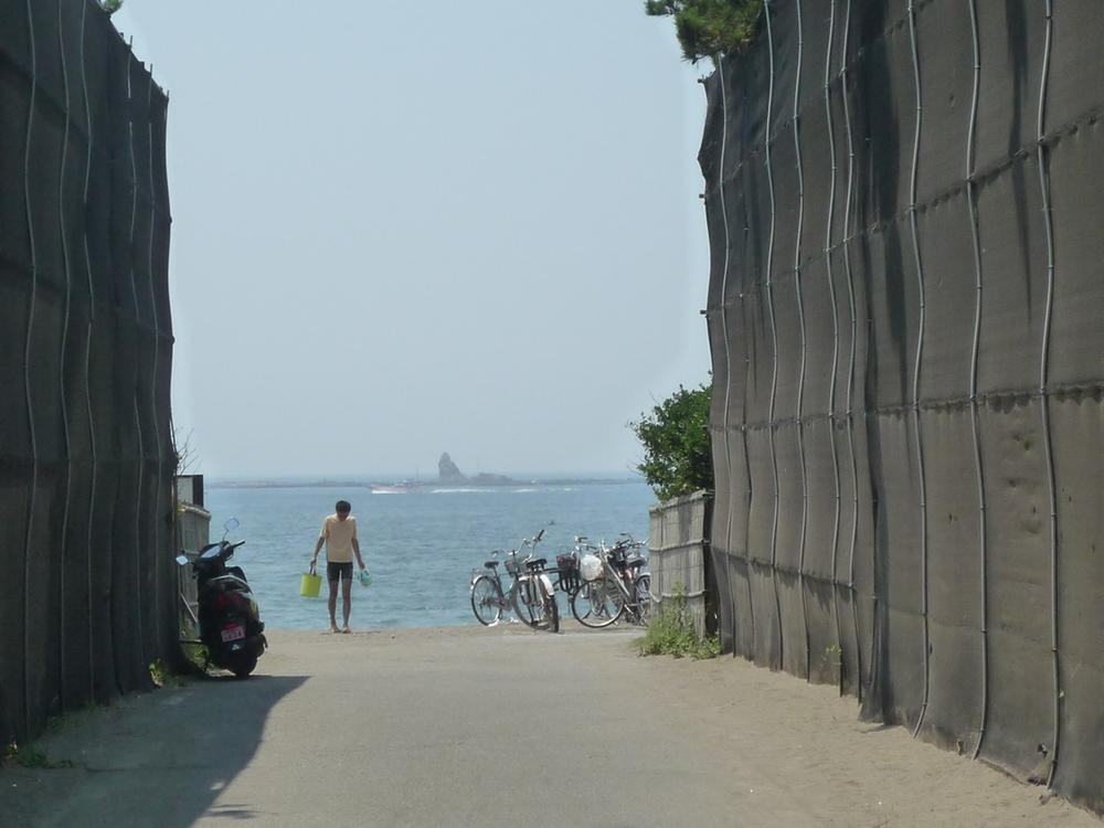 Other Environmental Photo. Chigasaki to the coast Once you exceed the 134 highway from 1500m Rachien Street Chigasaki coast. Symbol of Chigasaki eboshi rock ・ It is on the east side Enoshima ・ West hope Mount Fuji