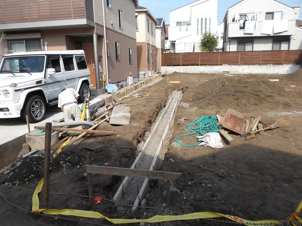 Local appearance photo. Local (11 May 2013) Shooting