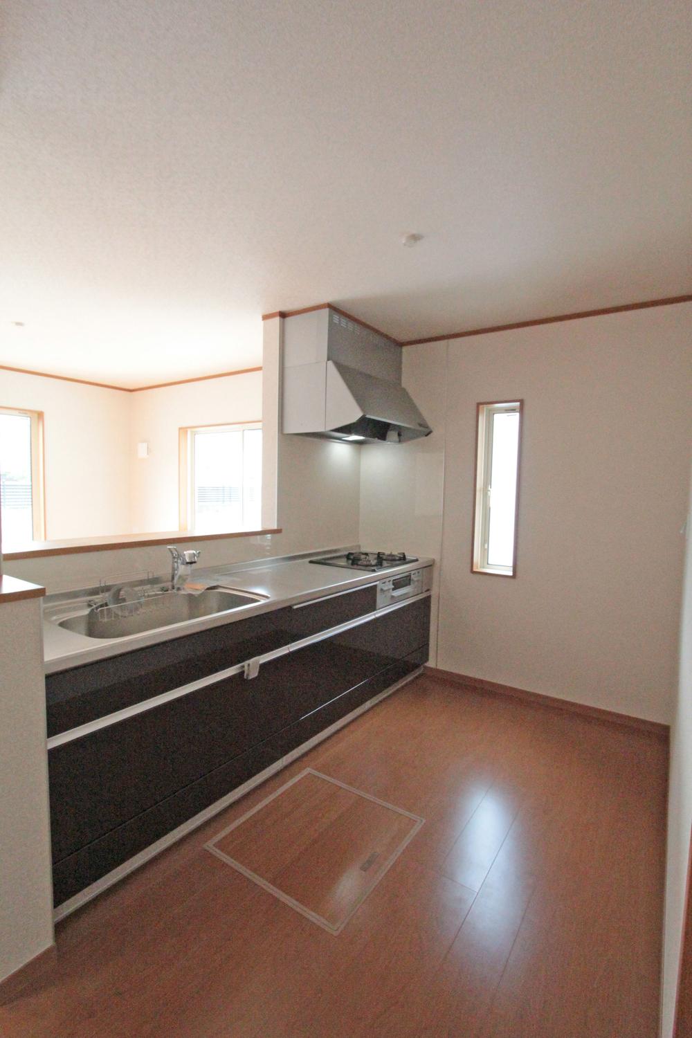 Same specifications photo (kitchen). Interior construction results