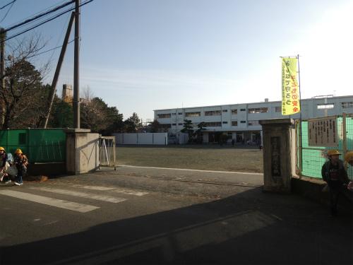 Primary school. Tsurumine until elementary school 1200m