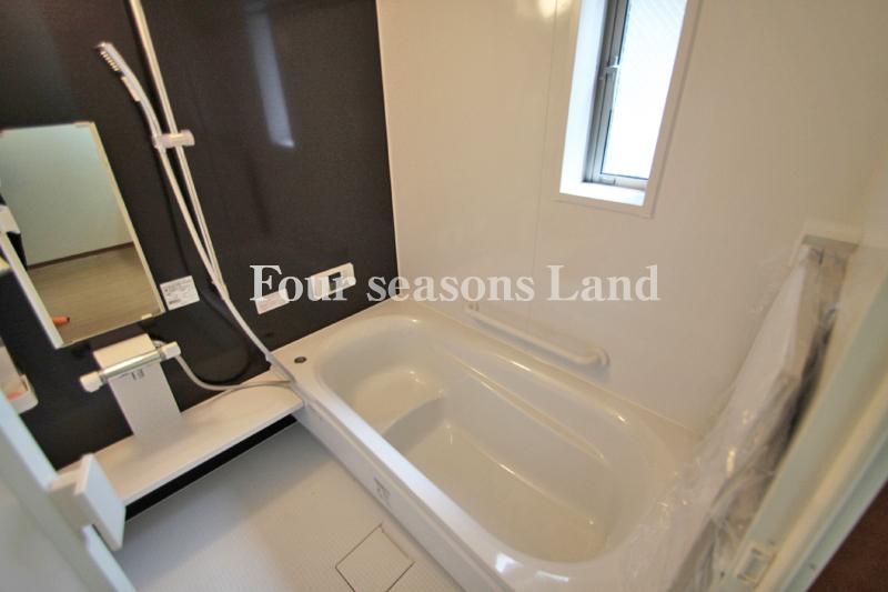 Bathroom. Indoor (September 2013) Shooting