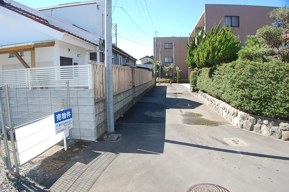 Local photos, including front road. Local (10 May 2013) Shooting