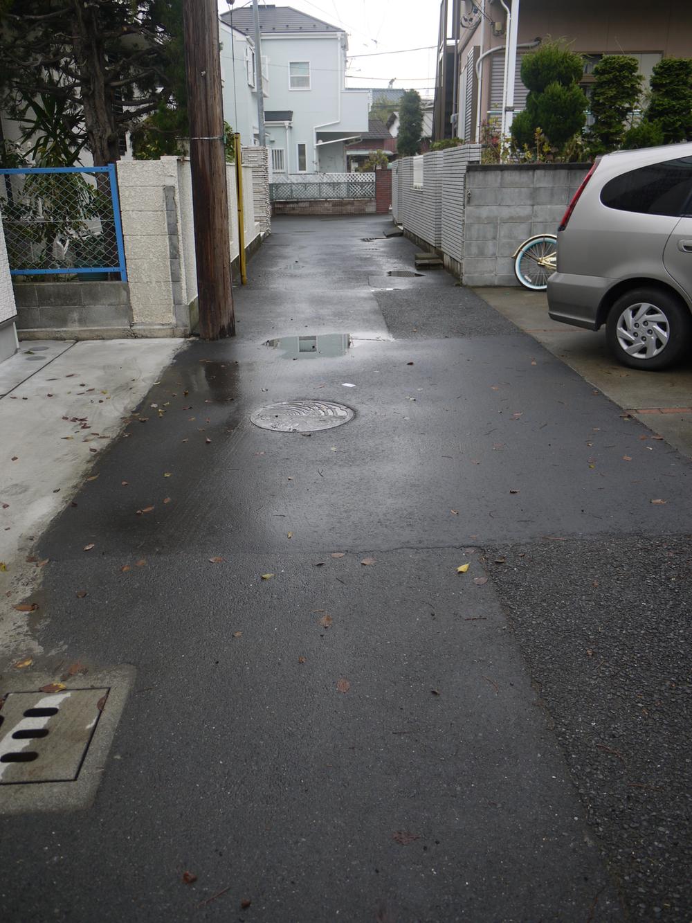 Local photos, including front road. Local (12 May 2013) Shooting