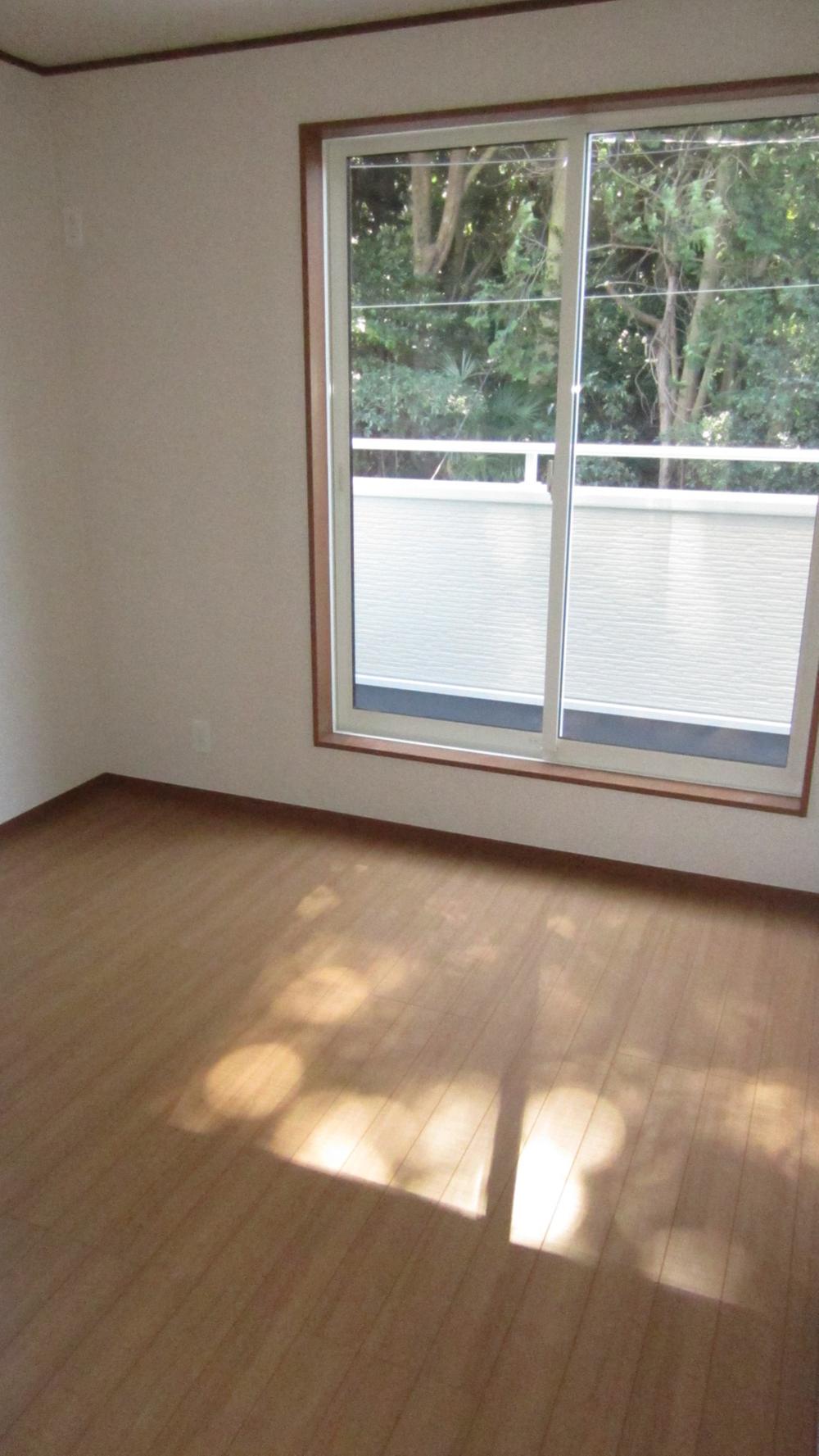 Non-living room. Indoor (September 2013) Shooting