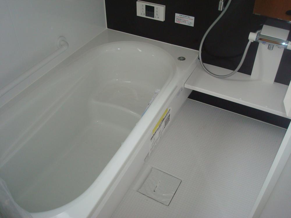 Bathroom. Room 1 Building (September 2013) Shooting