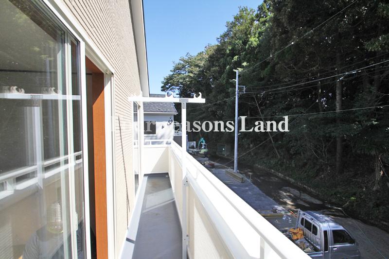 Balcony. Local (September 2013) Shooting